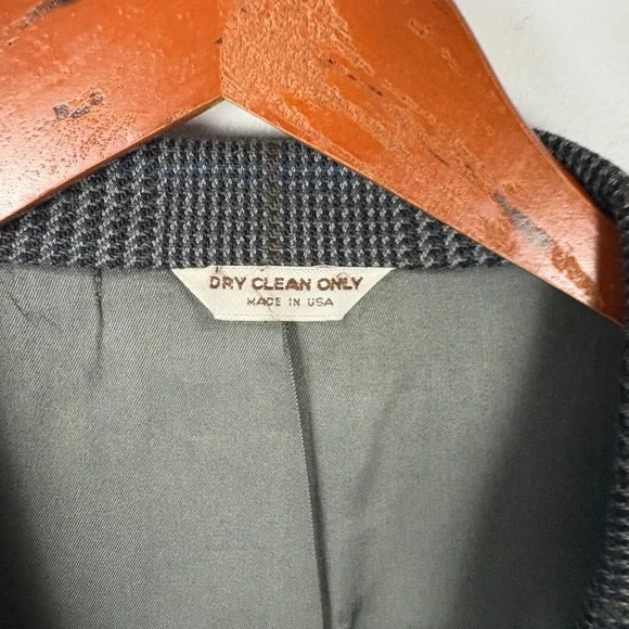 Bill Blass Menswear Tailored Gray Plaid Two Button Blazer‎ Jacket - Picture 4 of 6